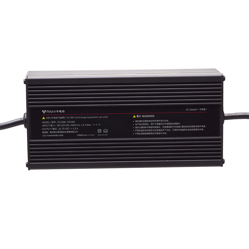 NQi GT専用 予備充電器