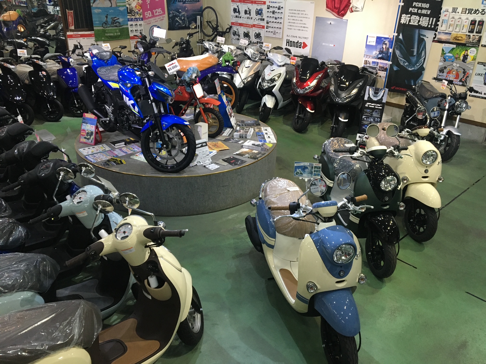 XEAM 茨城守谷 店舗写真4