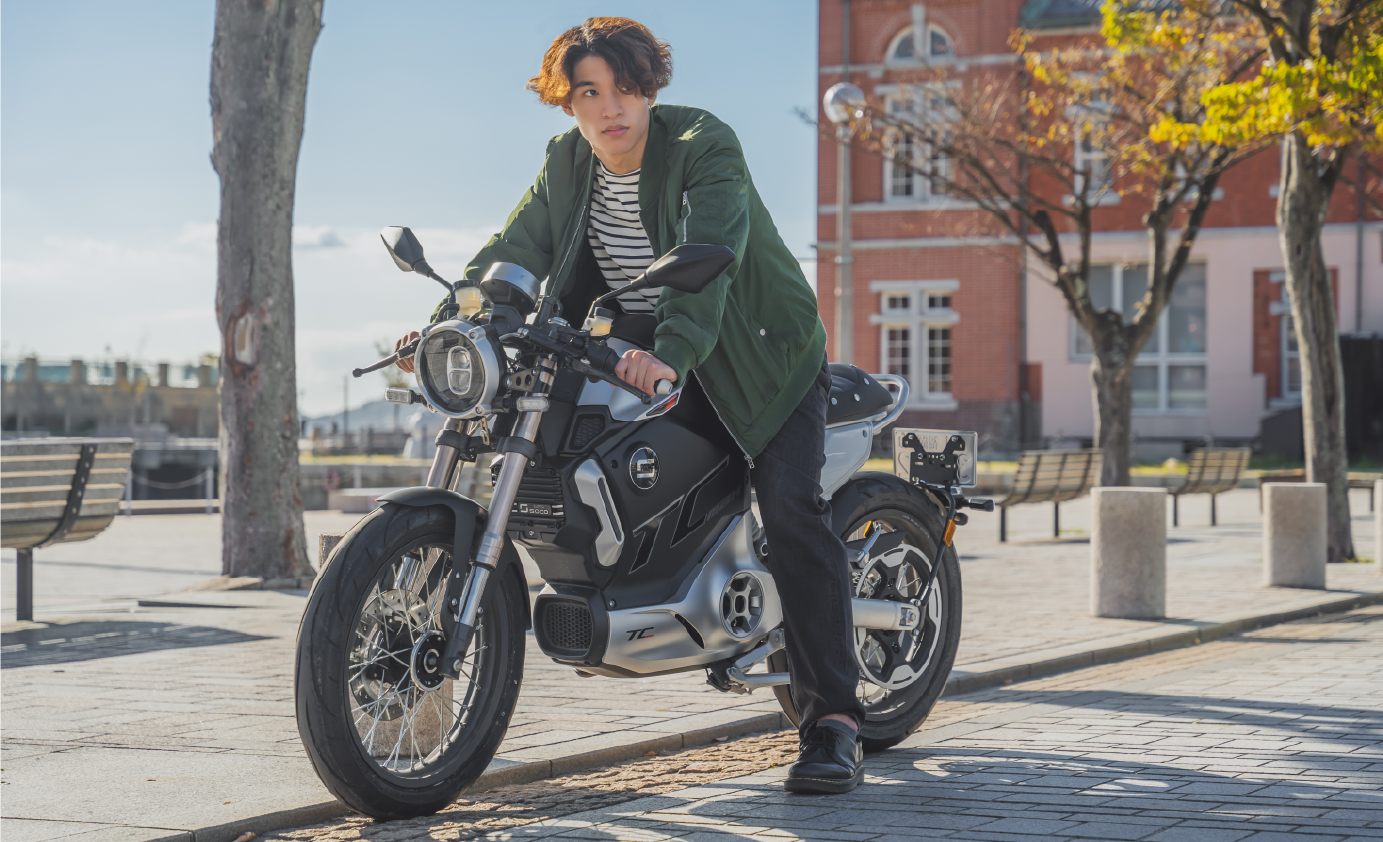 SUPER SOCO TC MAX Cafe Style 2
